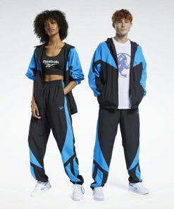 Essenceedge.shop044ad371b3 1