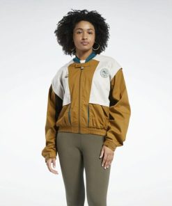 Essenceedge.shop2b4b285b4d 1