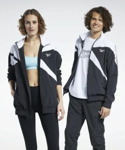 Essenceedge.shop512ad18d0f 1