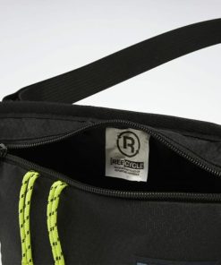 Essenceedge.shop578fa2af87 3