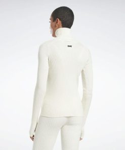 Essenceedge.shop646f769c49 3