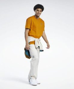 Essenceedge.shop70c85db6a2 1