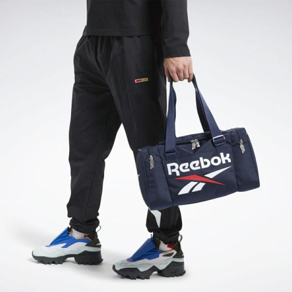 Essenceedge.shop798ab630f9 4