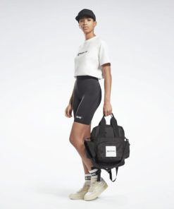 Essenceedge.shop952aec20e4 4