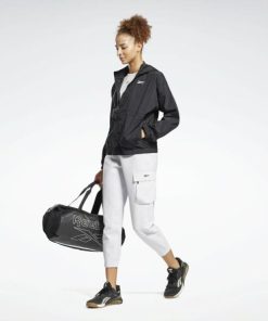 Essenceedge.shopb303fe2d5f 2