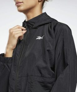 Essenceedge.shopb303fe2d5f 3