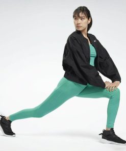 Essenceedge.shopd968979653 3